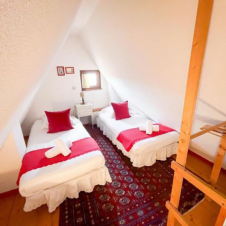 La Maison Bleue - Historic House In The Heart Of Riquewihr Zewnętrze zdjęcie