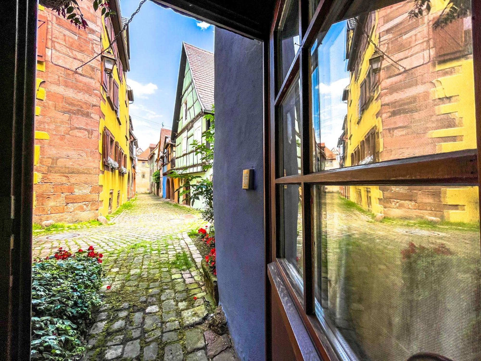 La Maison Bleue - Historic House In The Heart Of Riquewihr Zewnętrze zdjęcie